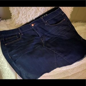 Women’s Gap jeans skirt 1969